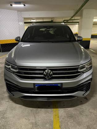 VOLKSWAGEN TIGUAN 2.0 300 TSI GASOLINA ALLSPACE R-LINE AUTOMÁTICO